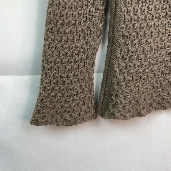 Peregrine pure New Wool sage/taupe Scoop Neck Sweater - Picture 11 of 14